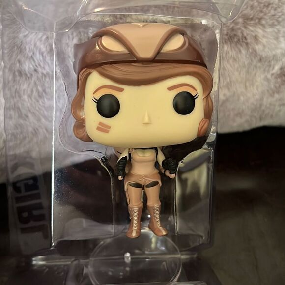Funko Pop x DC Comics Bombshells 223 HAWKGIRL - Picture 3 of 5